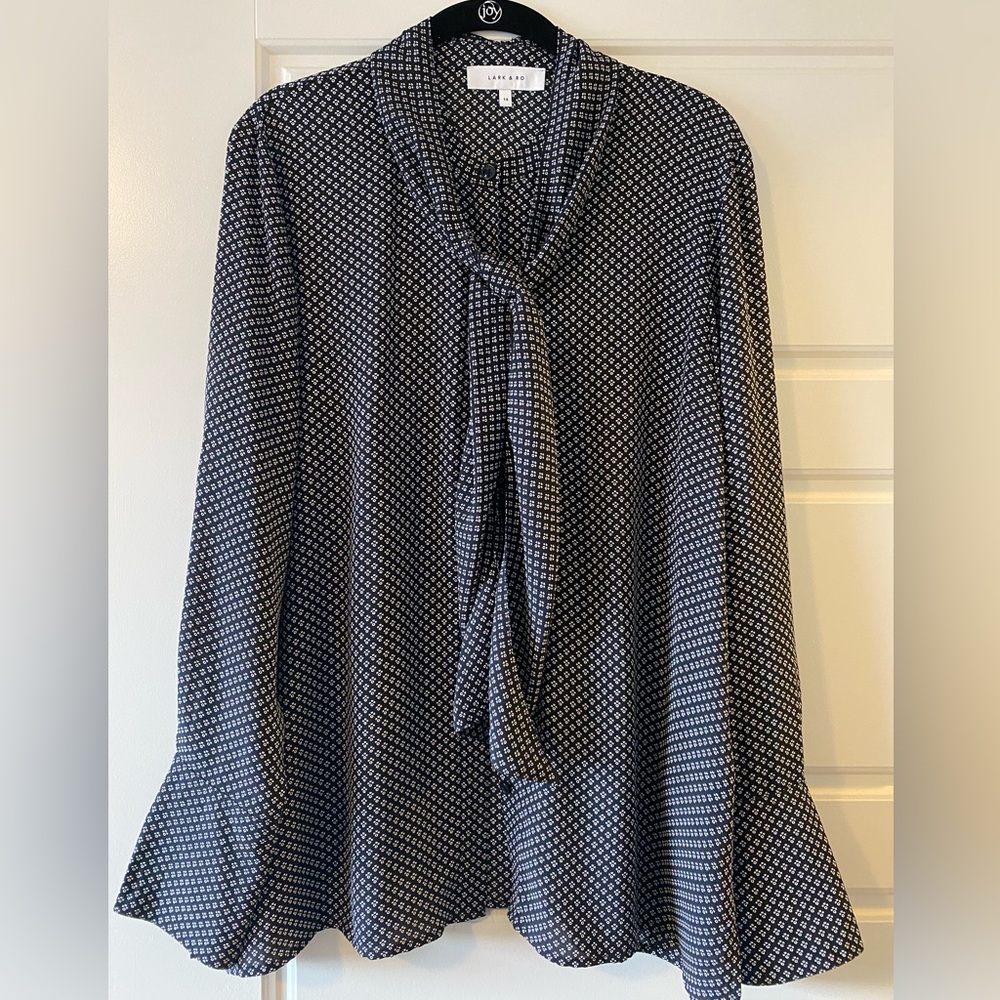 Lark & Ro Black & White Print with/ Removable Tie Size 14
